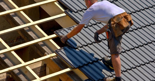 Dacheindeckung von Steil- & Flachdächern